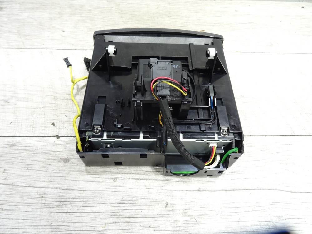 Mercedes Benz E Class W211 CD Changer Hazard Switch Panel A2116800552