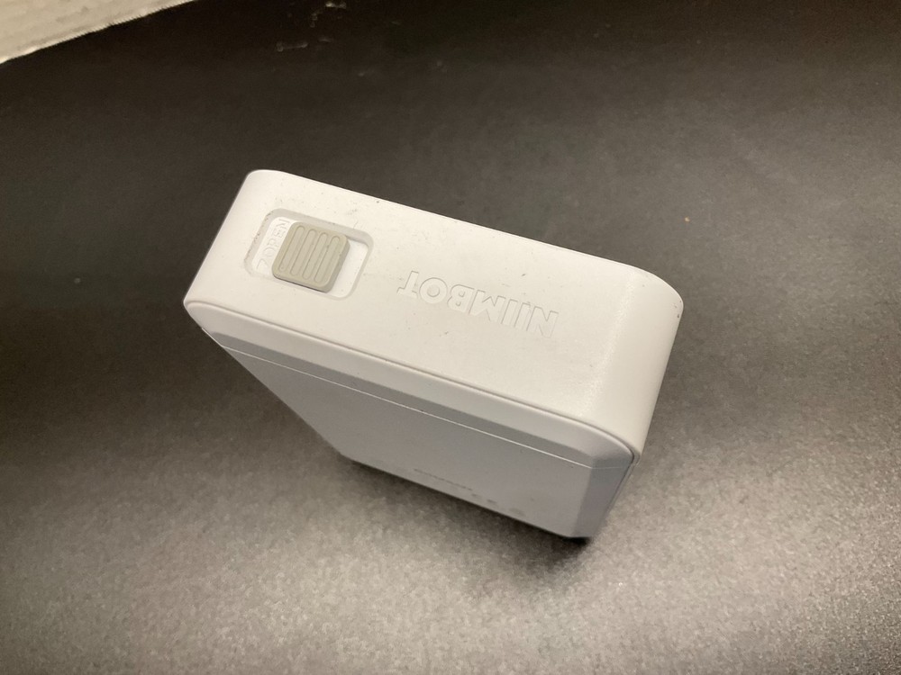 Label Maker Machine with Tape NIIMBOT Label Maker D110 Mini Portable Bluetooth