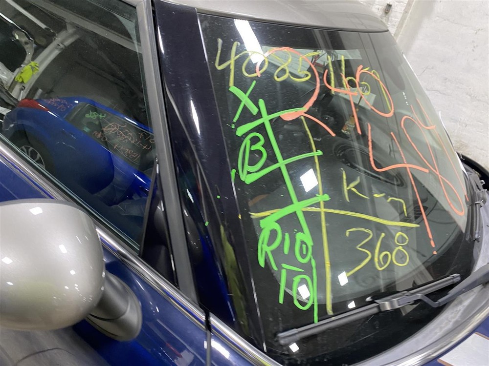 Used Antenna fits: 2017 Mini COOPER Grade A