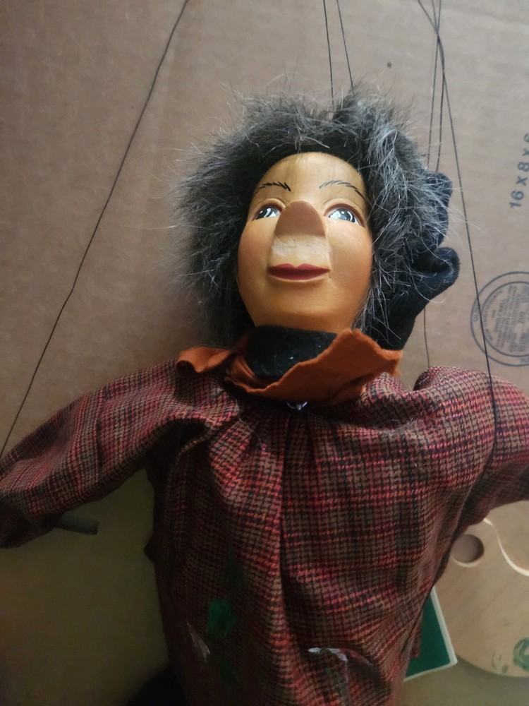 schmider creativ painter marionette With Tags