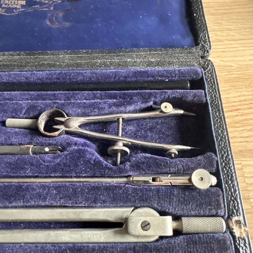 A.G. Thornton DRAUGHTSMAN/ENGINEER PRECISION DRAWING SET in case