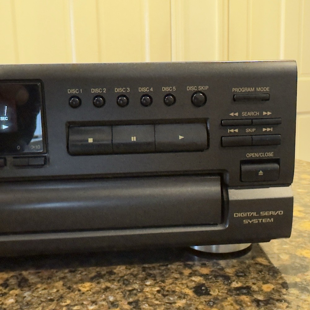 TECHNICS SL-PD888 5 Compact Disc Changer MASH CD Player 30 Day Guarantee