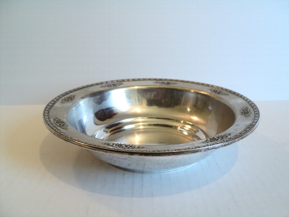 WATSON STERLING SILVER "MEADOW ROSE" PATTERN 9" BOWL, c. 1920