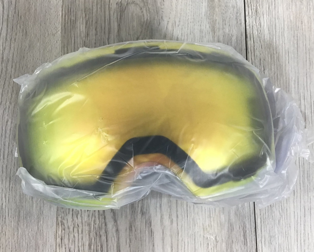 Odoland Magnetic Interchangeable Ski Goggles w/2 Lenses & Large Spherical Frame