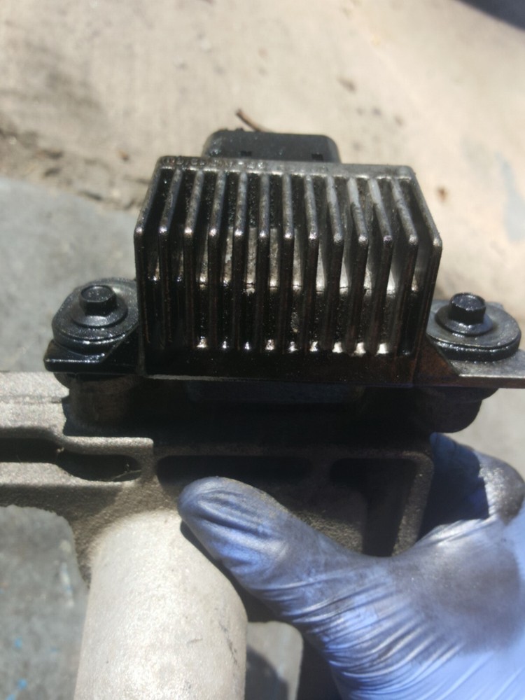 Maxxforce 13 ECM Mounting Bracket 3005299C