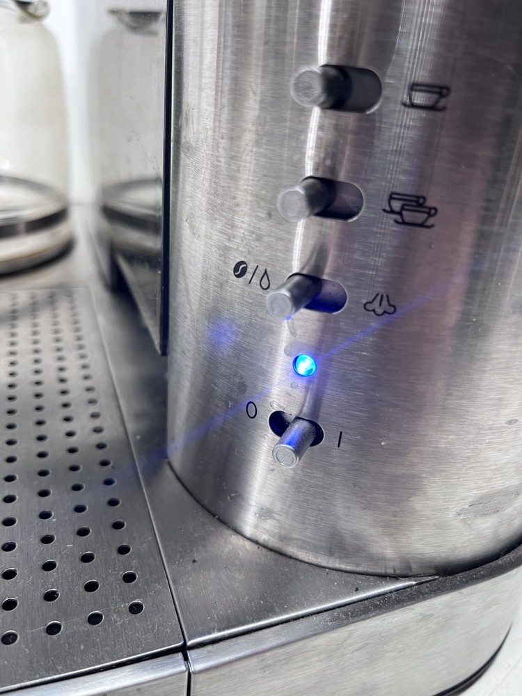 Espressione EM-1040 Coffee Maker Combo Drip & Espresso Machine Untested