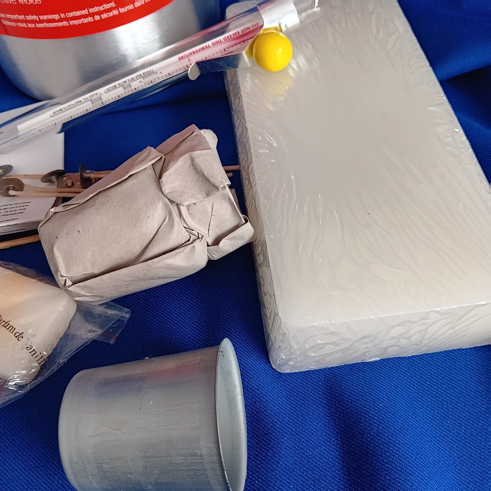 ArtMinds Complete Candle Making Starter Kit for Beginners NEW