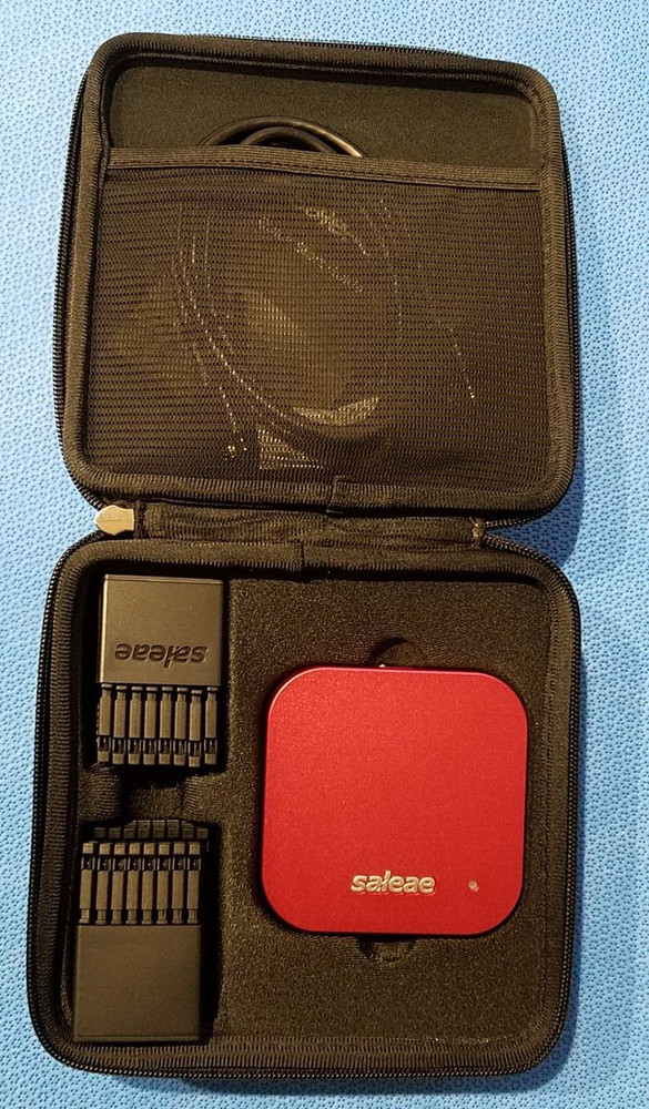 Saleae Logic Pro 16 Red -  16-Channel Logic Analyzer