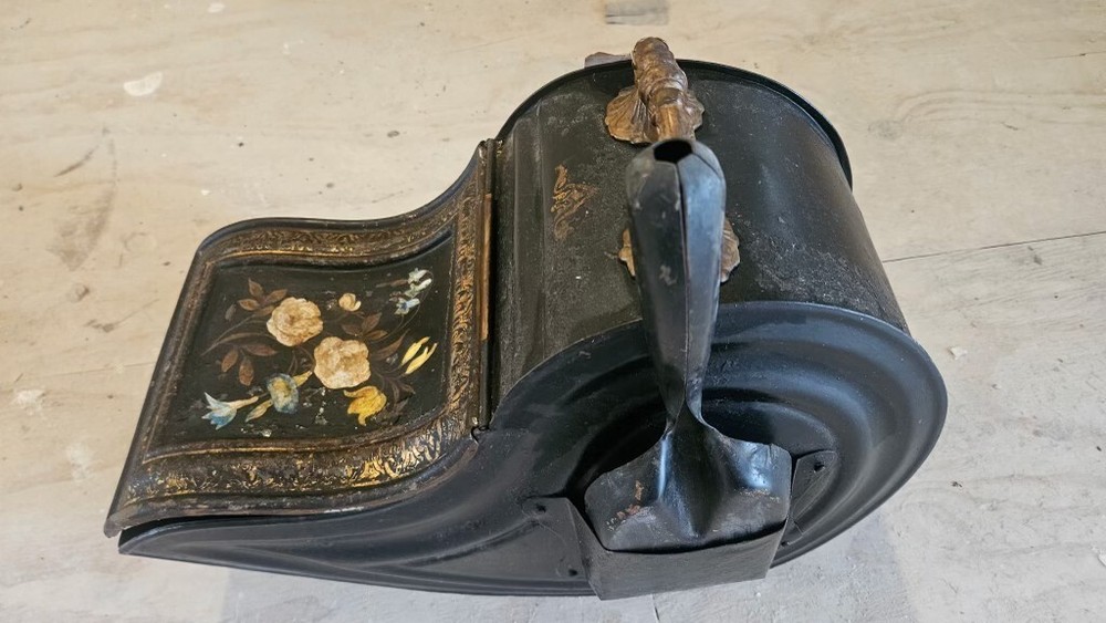 Antique Victorian Coal Scuttle, Ash bin