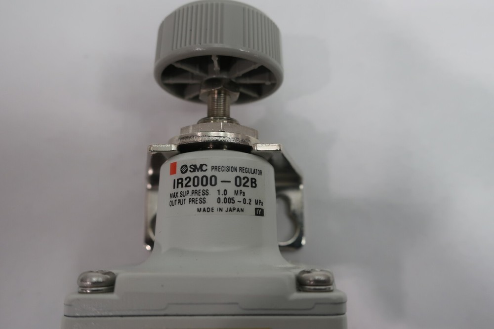 Smc IR2000-02B Pneumatic Regulator 1/4in Npt 1mpa