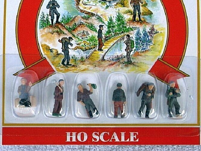 HO SCALE HUNTERS ASSORTED HAND PAINTED FIGURES 5711