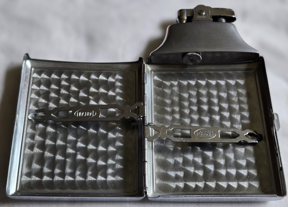 Vintage Ronson Mastercase Cigarette Holder/Lighter Silver/Chrome w/ Original Pkg