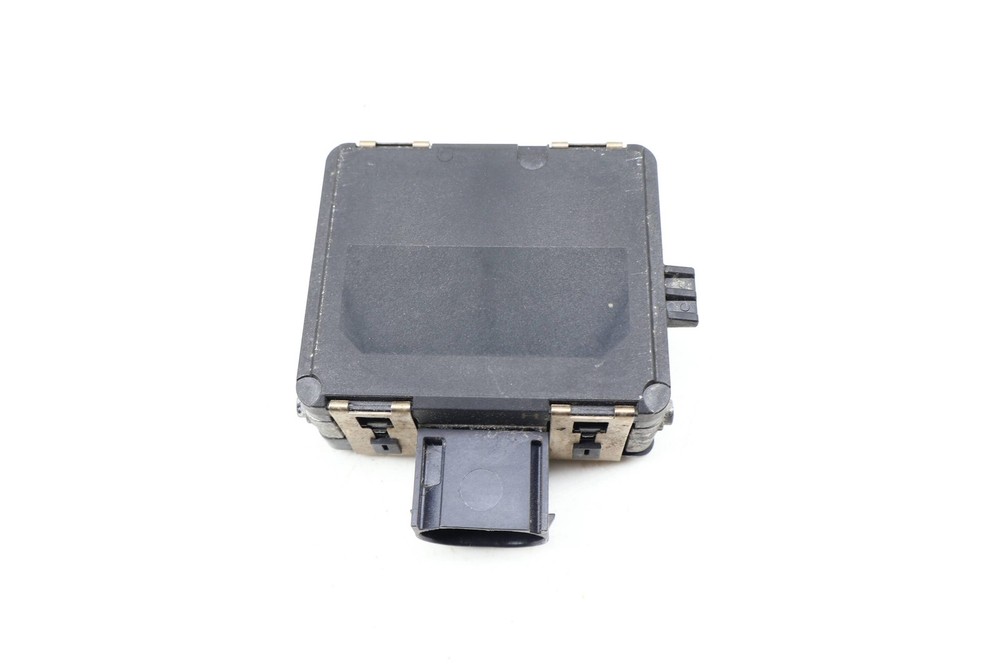 2017-2018 AUDI A3 SPORTBACK E-TRON - LEFT LANE Change Assist Module (Slave)