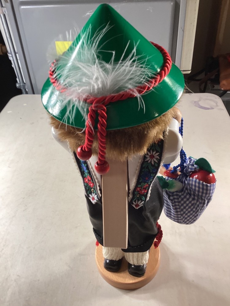 STEINBACH NUTCRACKER Bavarian Nutcracker With Green Hat Made In Germany