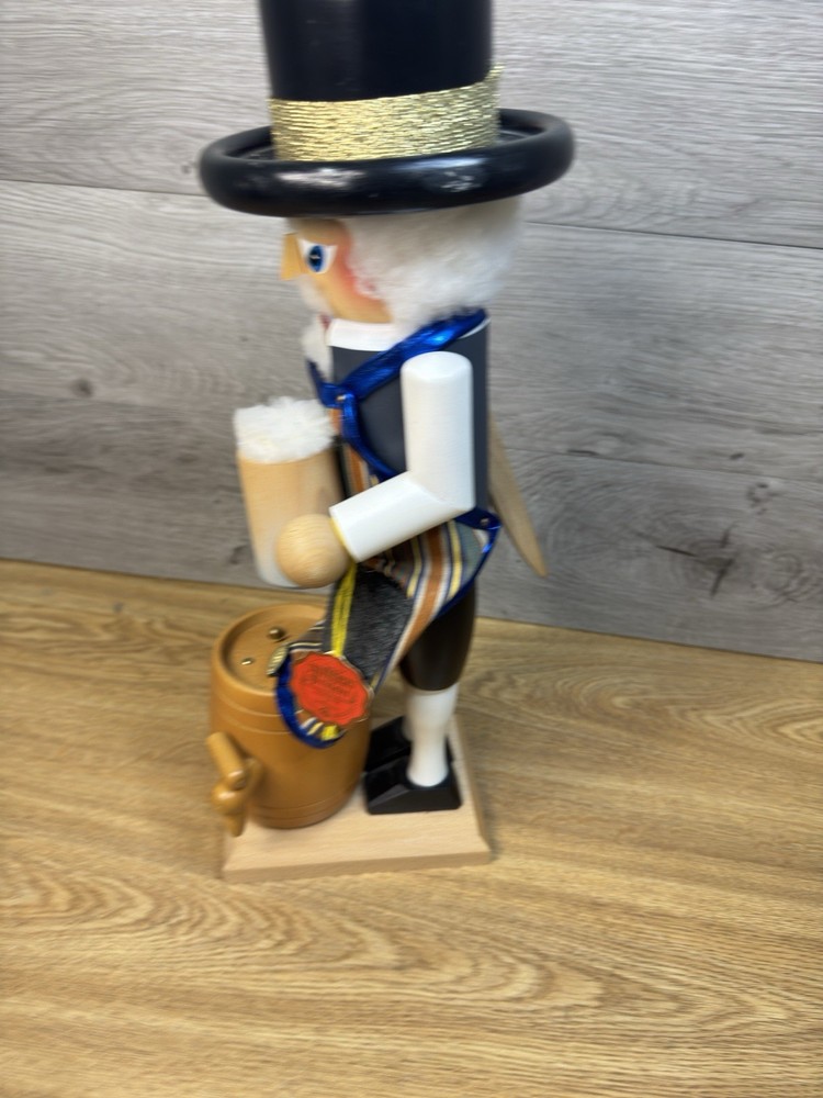 Steinbach Nutcracker BREWMASTER 16.5”Bavarian Musical Beer Keg Germany