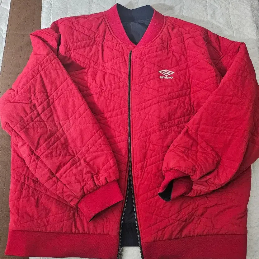 Umbro Reversible Quilted Puffer Jacket for Men