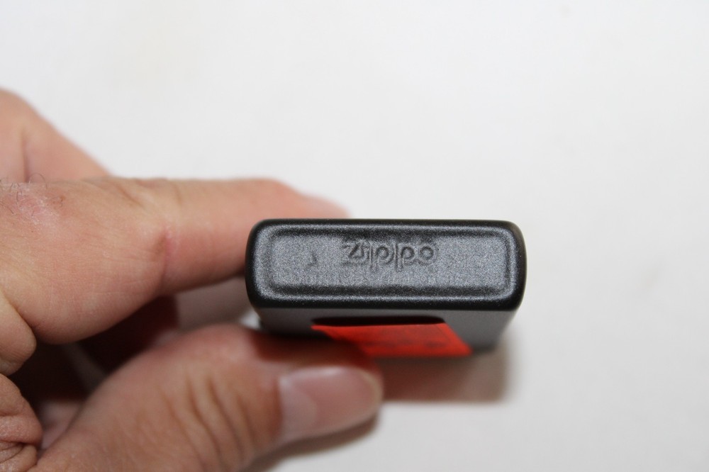 NOS ZIPPO 2000 Marlboro Compass Lighter SEALED / UNFIRED