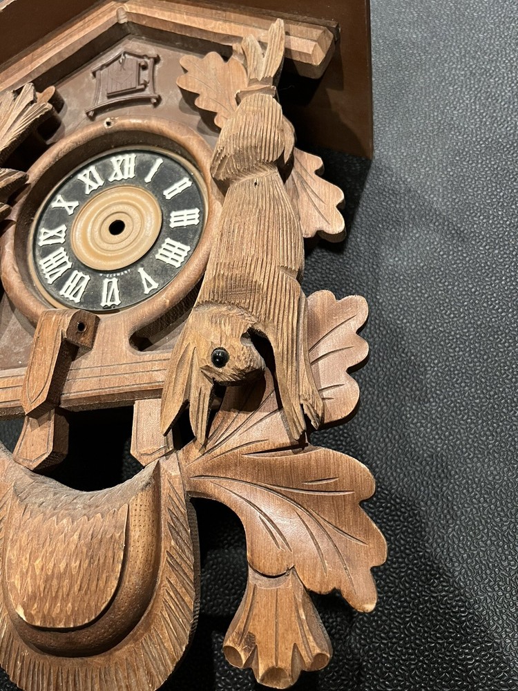 Vintage Cuckoo Clock Wooden Case