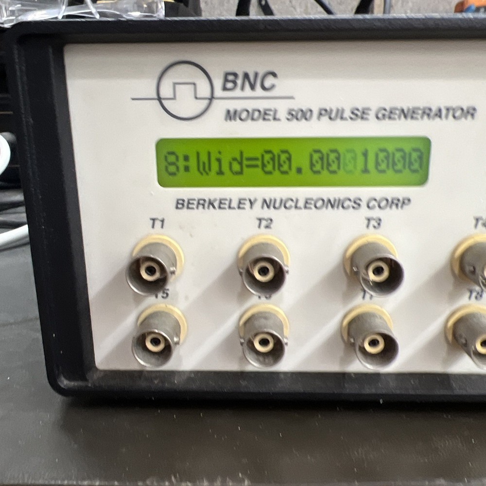 BERKELEY BNC MODEL 500 PULSE GENERATOR 500D