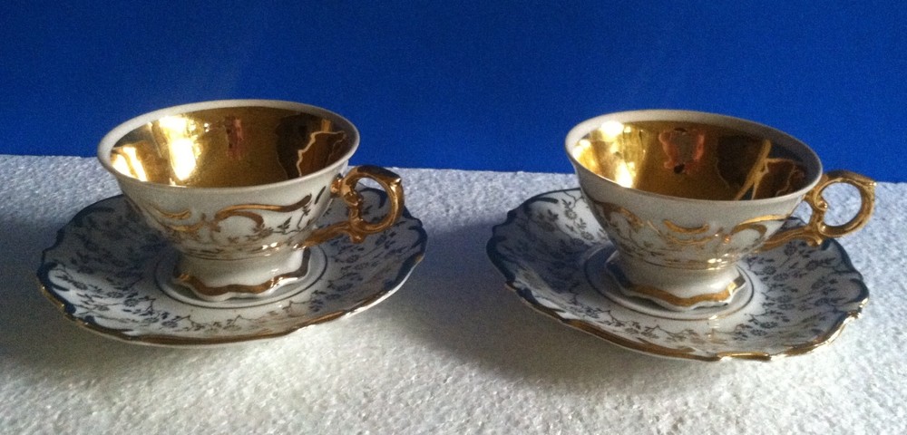 Pair of Hauser Dresden Dessert Servings - Allover Rose Pattern
