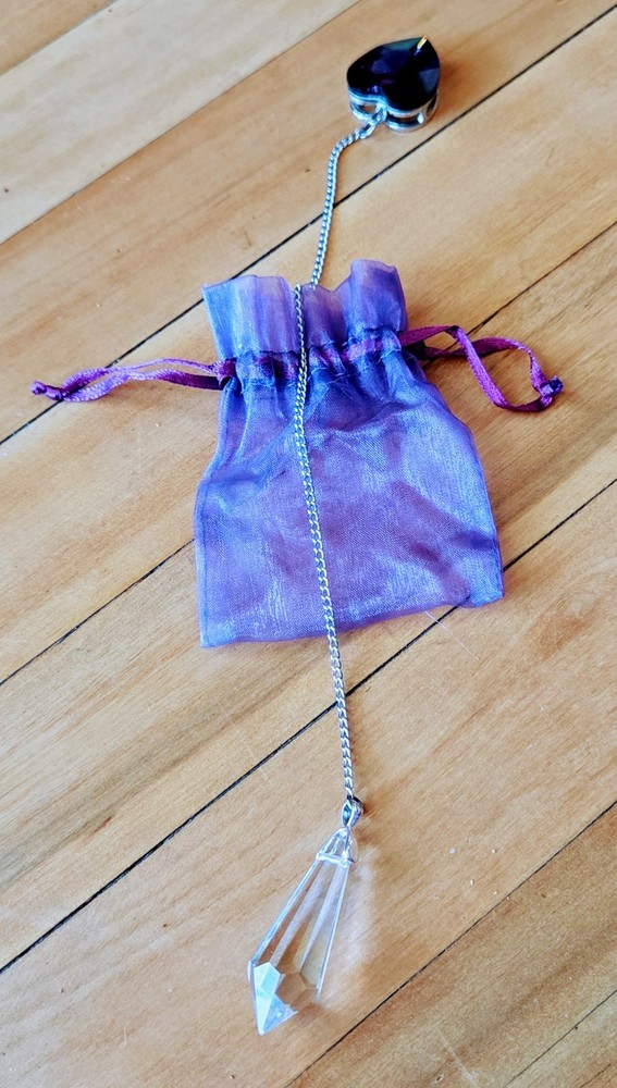 Pendulum, Handmade, Romance