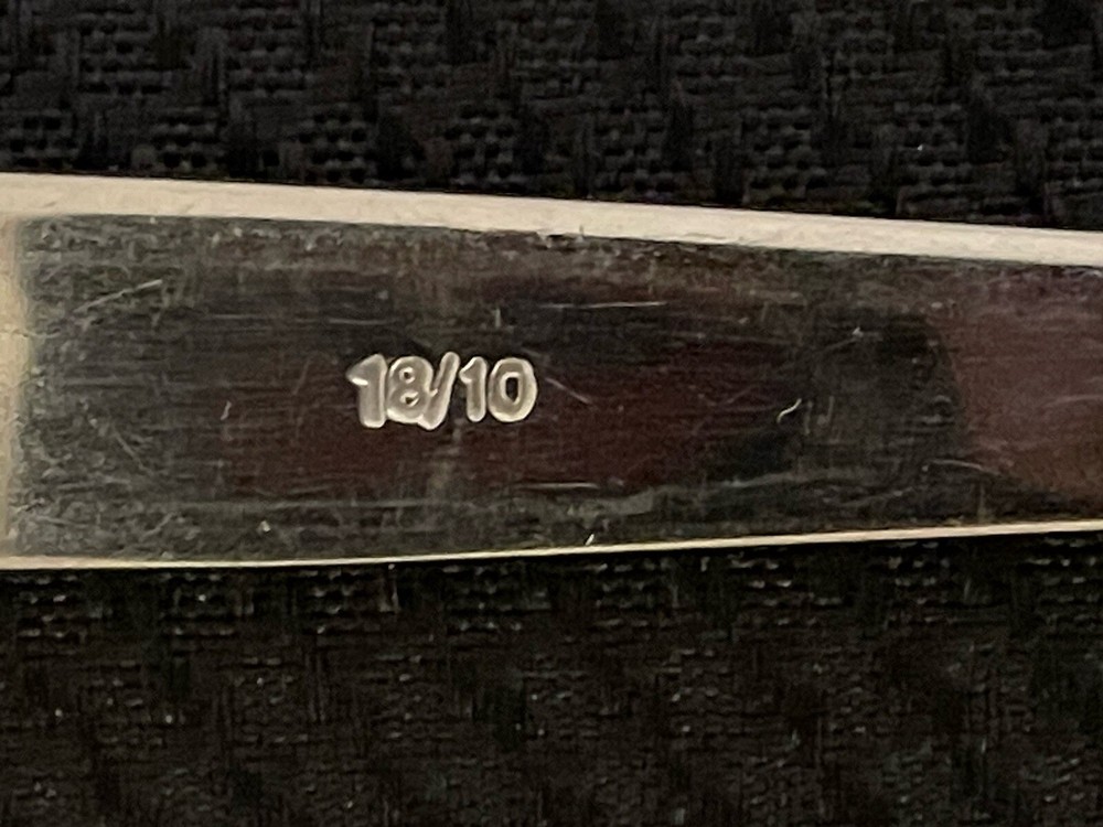 6 Pieces Post Modern Stainless Circle Tip Handle Korea 18/10