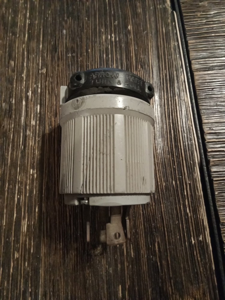 Arrow Hart Male Turn & Pull Plug 30A 480v 3ø GR'DG
