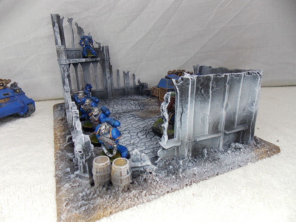 WARGAMING TERRAIN PAINTED BUILDING