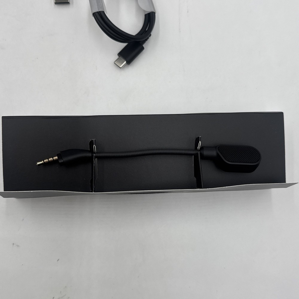 HyperX Cloud III S Wireless - Gaming Headset (Black) Open Box