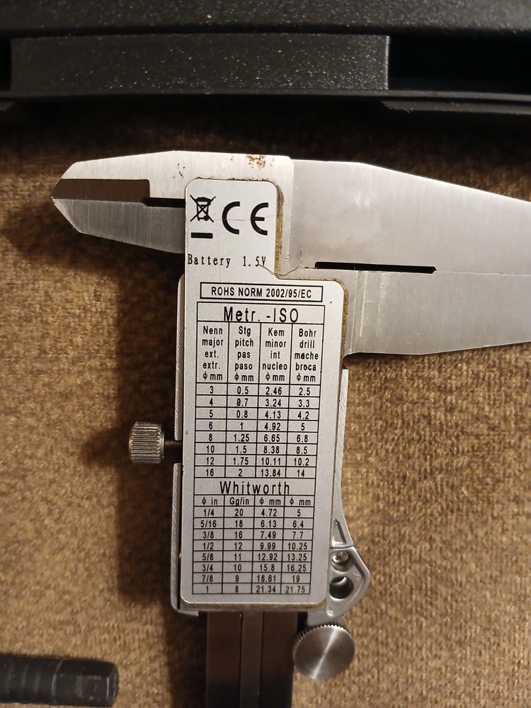 PEC TOOLS 12"/300mm CAPRI DIGITAL CALIPER LCD DISPLAY