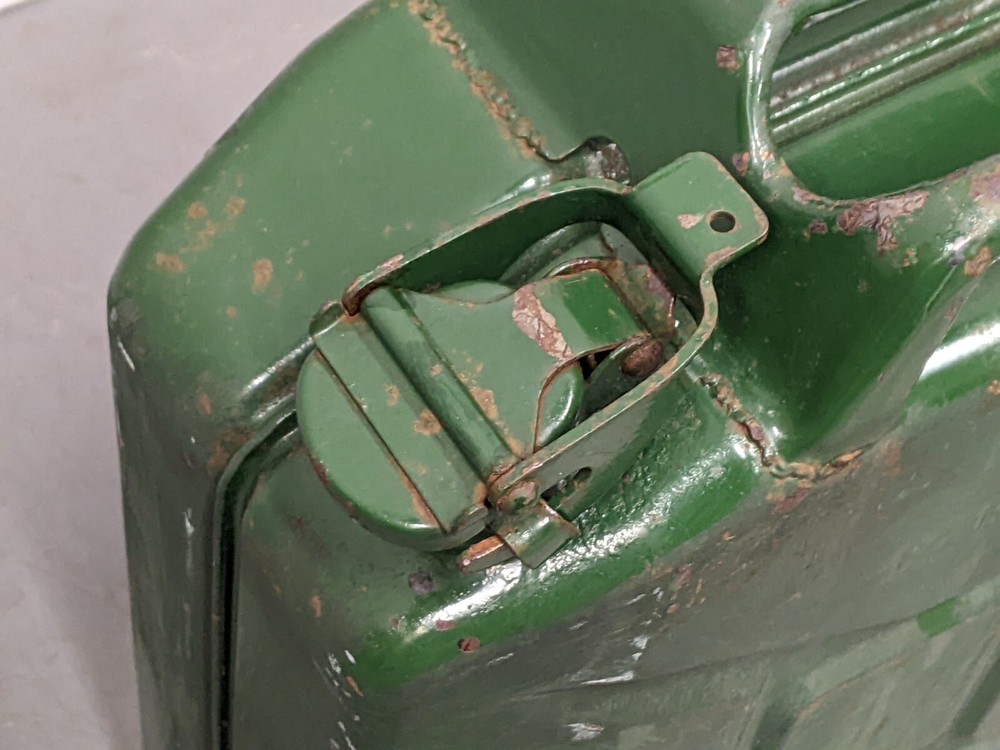 Genuine Vintage Army 20L Metal Green Fuel Jerry Can - 1950s