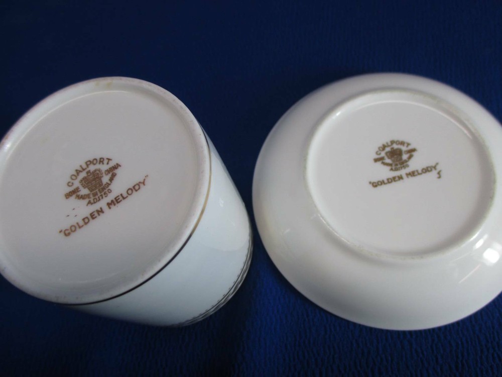 COALPORT GOLDEN MELODY PATTERN TOOTHPICK HOLDER & UNDERPLATE