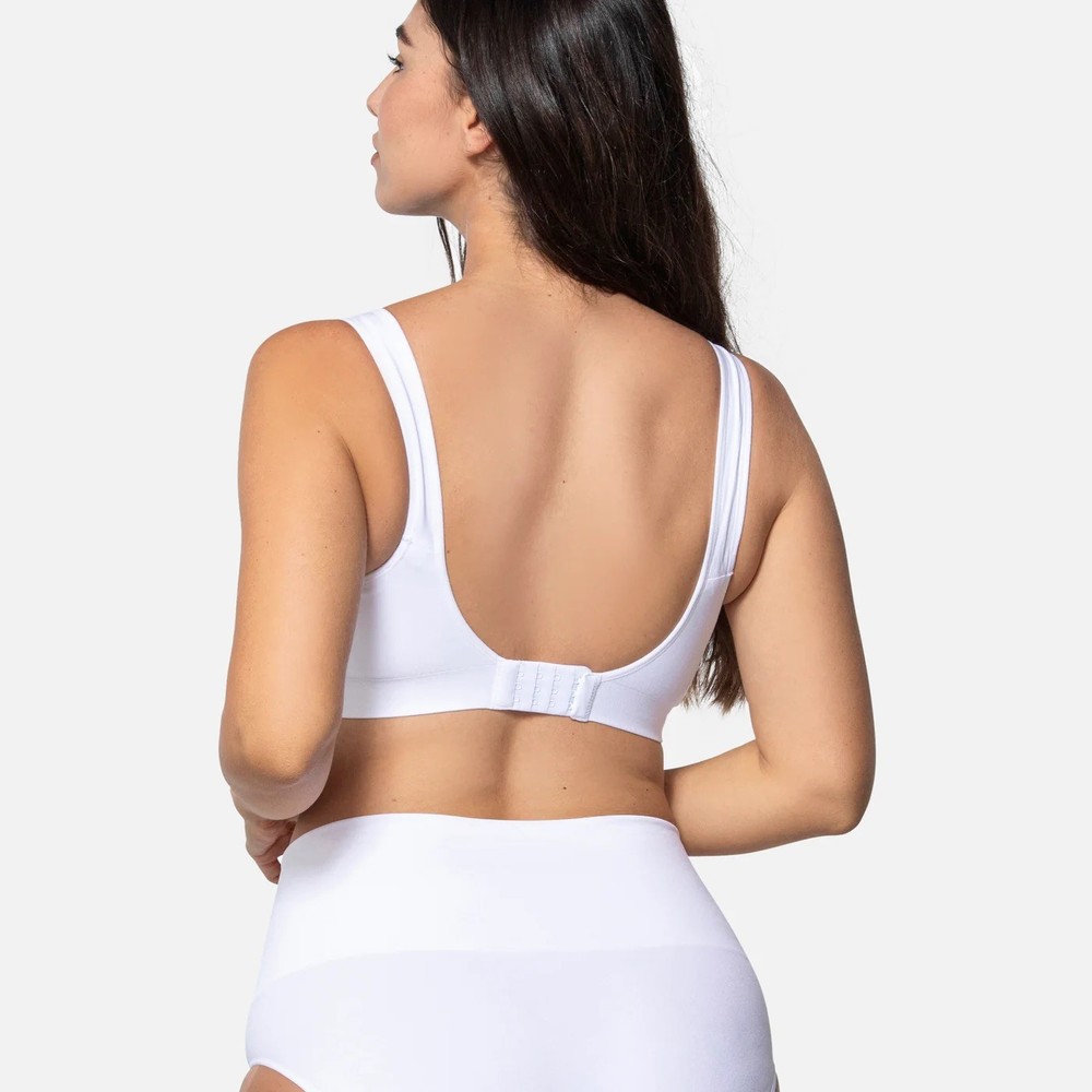 457 Medium White Underoutfit Comfort Shaping Bra
