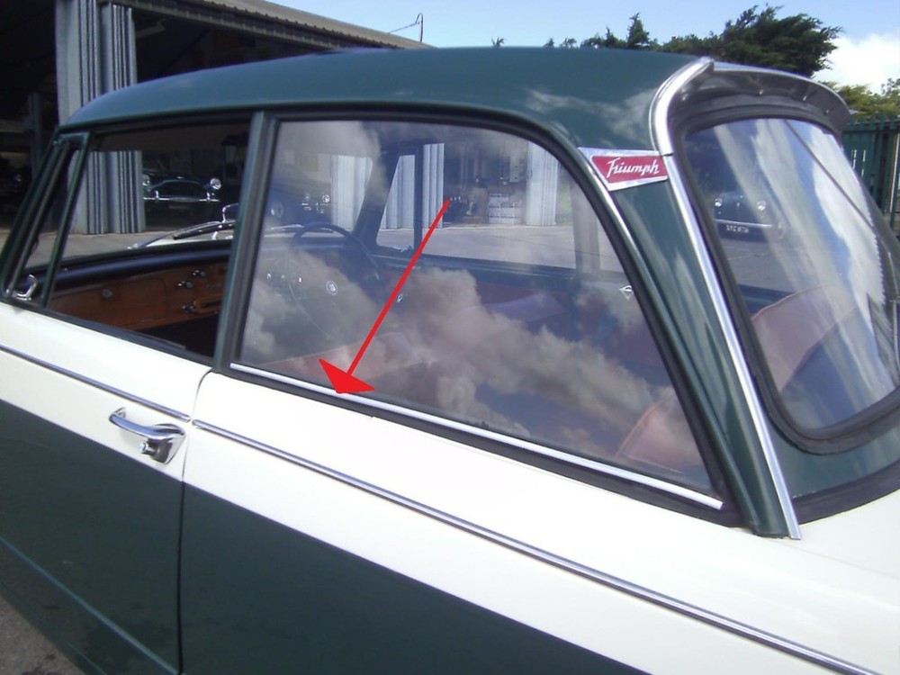 Triumph Herald/Velocità Rear Quarterlight Plastic/Chrome Moulding Trim Pair