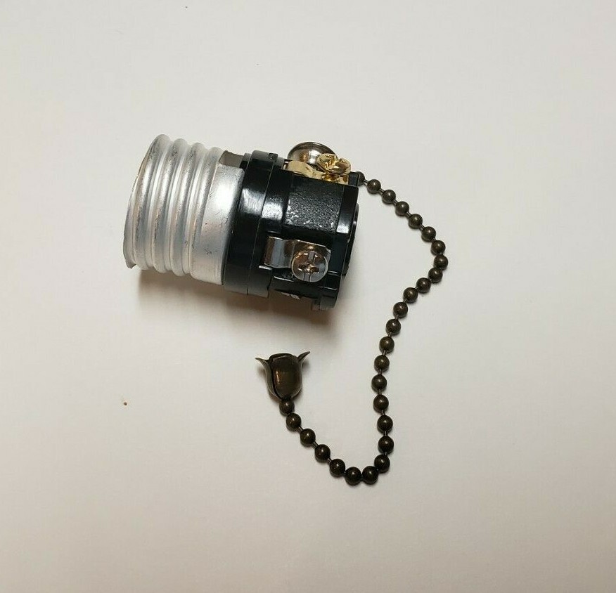 Pull Chain (On-Off) Medium Base Lamp Socket With Antique Brass Finish 48320AJB