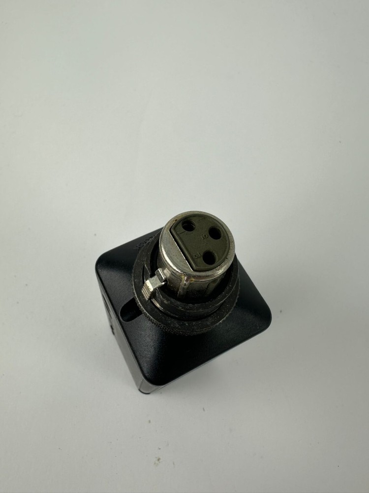 Azden 51XT - UHF Plug-In Transmitter