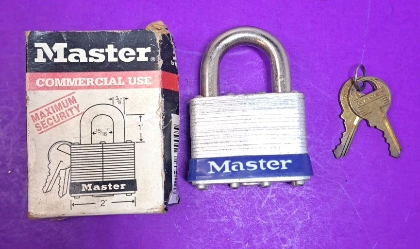 Master Lock No. 5 Keyed Differently KD 1-1/2 in. Shackle