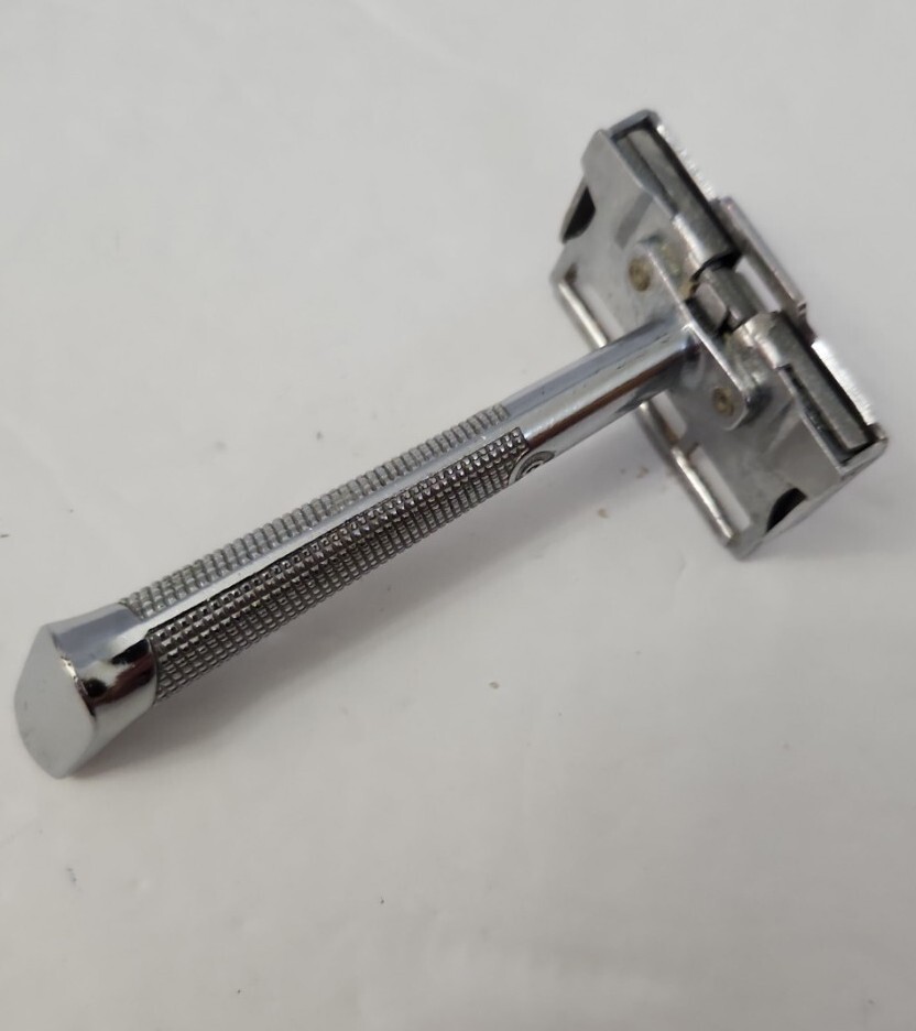 Vintage Gillette GEM Razor Flip Top Safety Razor EUC