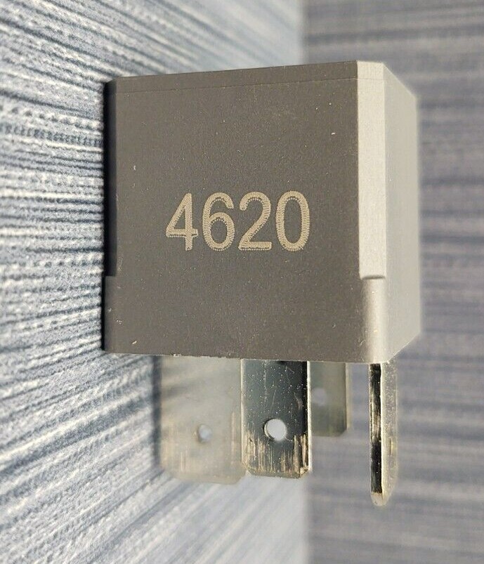 HELLA 4RA933332-531 relay
