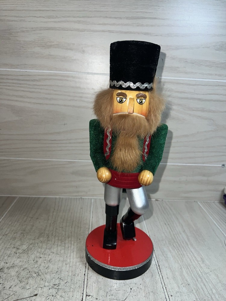 1999 Nutcracker Village Russian Dancer 12" Nutcracker Christmas