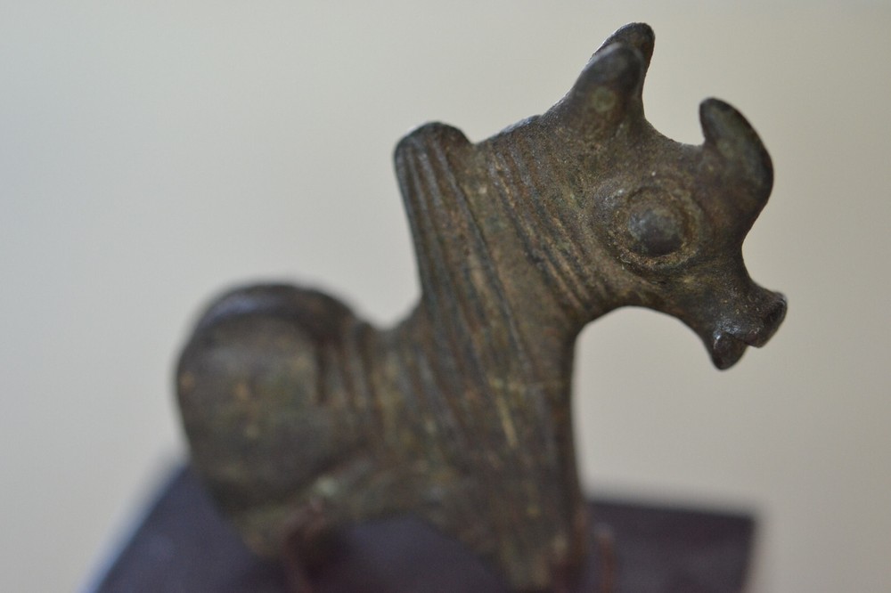 Ancient Luristan bronze Zebu figure