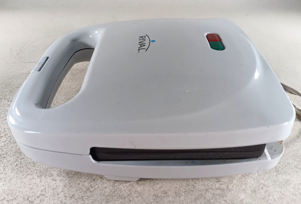 Rival RV-955 Waffle Maker