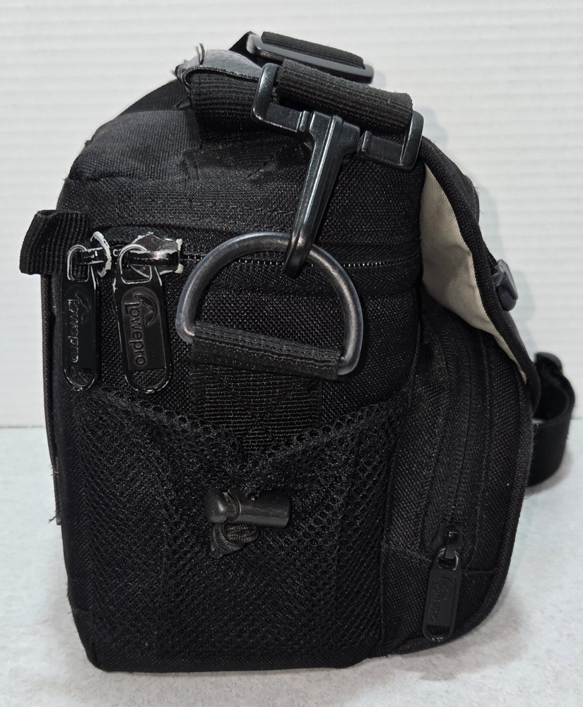 Lowepro EX 120 Camera Bag Black READ