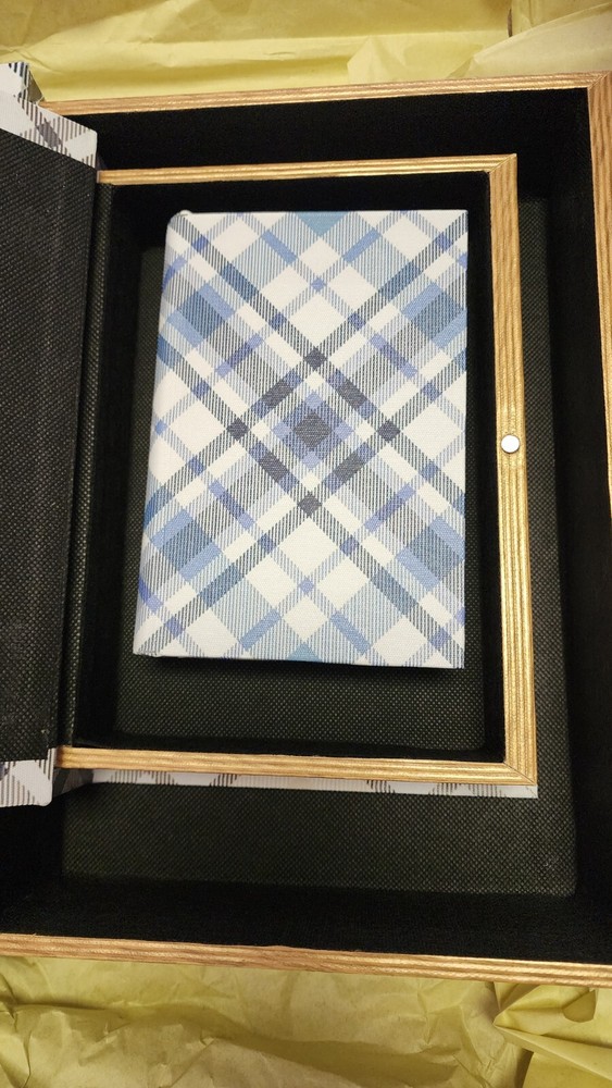 decotive nesting book boxes