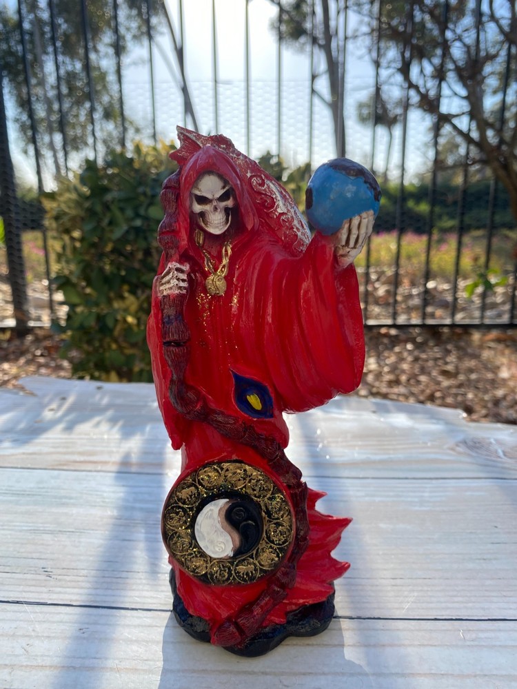 Santa Muerte / Blessed Color Red Fully Loaded Side 8"