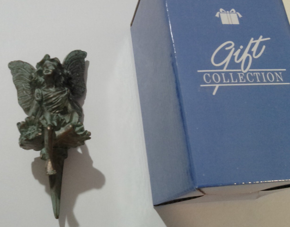 AVON Sitting Fairy Pot Sitter