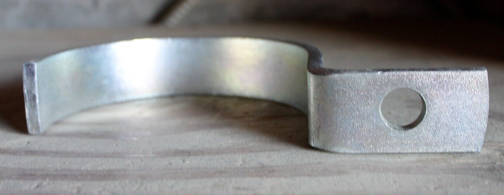 Jiffy H-96 4" 1-Hole Pipe Strap