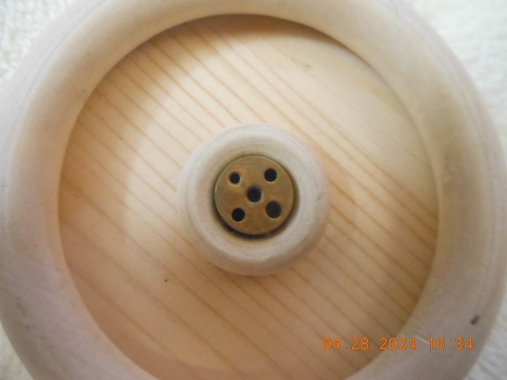 2 WOODEN INCENSE HOLDERS / HOLDS 5 DIFF SIZES / 3" DIAMETER / FOR INCENSE LOVER!