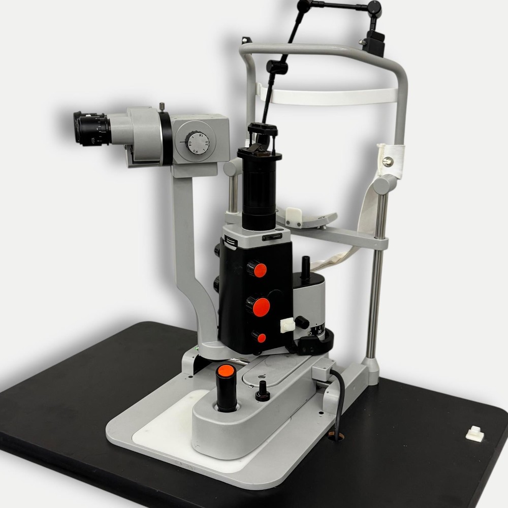 Zeiss 30 SL-M Slit Microscope with Powered Table