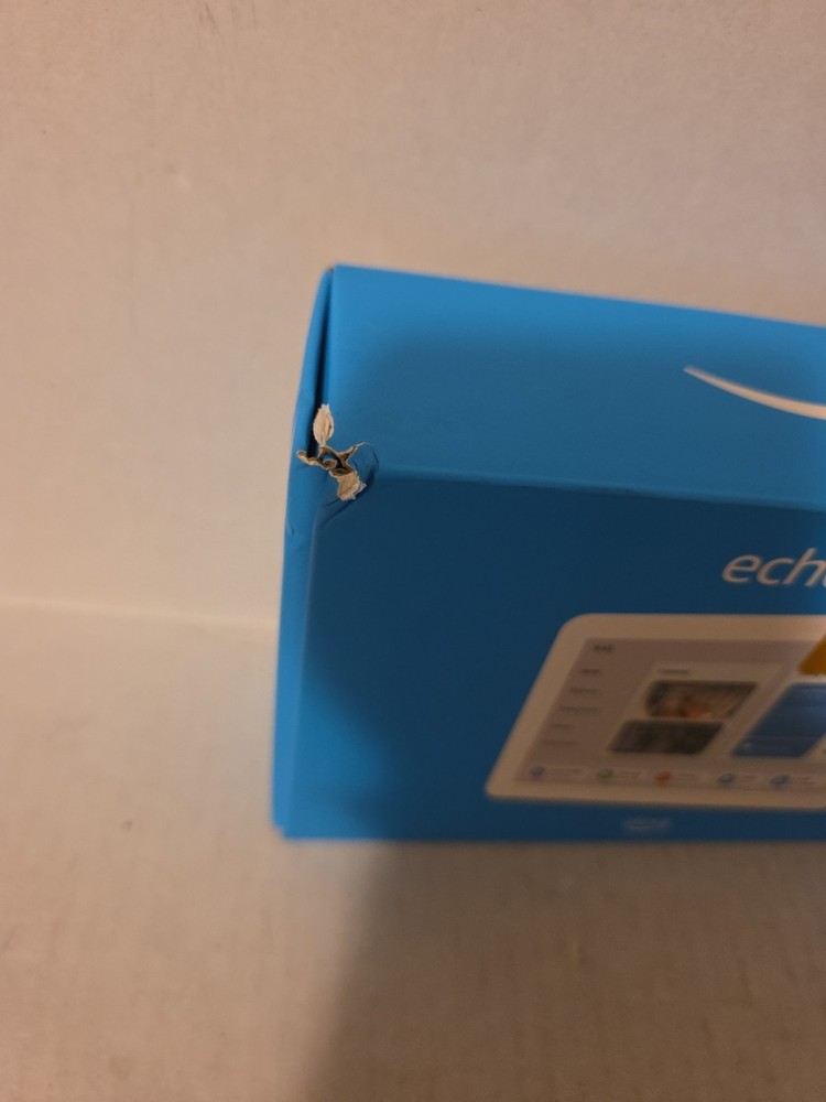 BRAND NEW Amazon Echo Hub 8" Smart Home Control Panel with Alexa - White